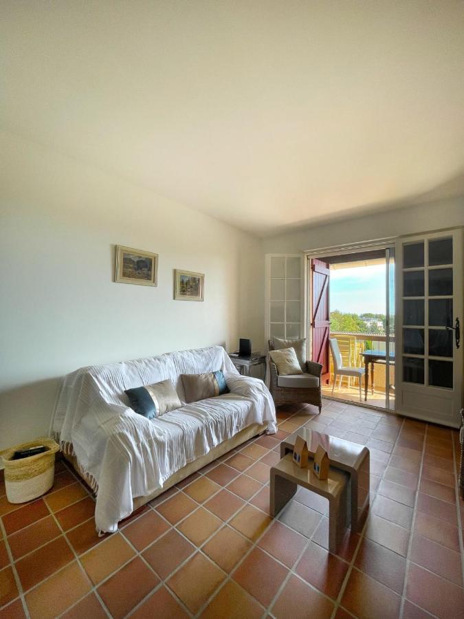 Superb Apartment With Balcony Near The Beach Сен-Рафаэль Экстерьер фото